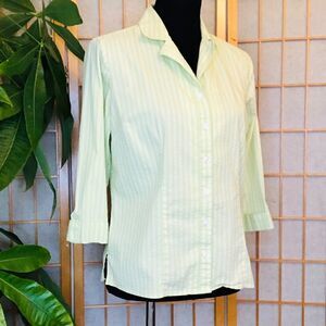 JM Collection Button Down Blouse Shirt Top Green